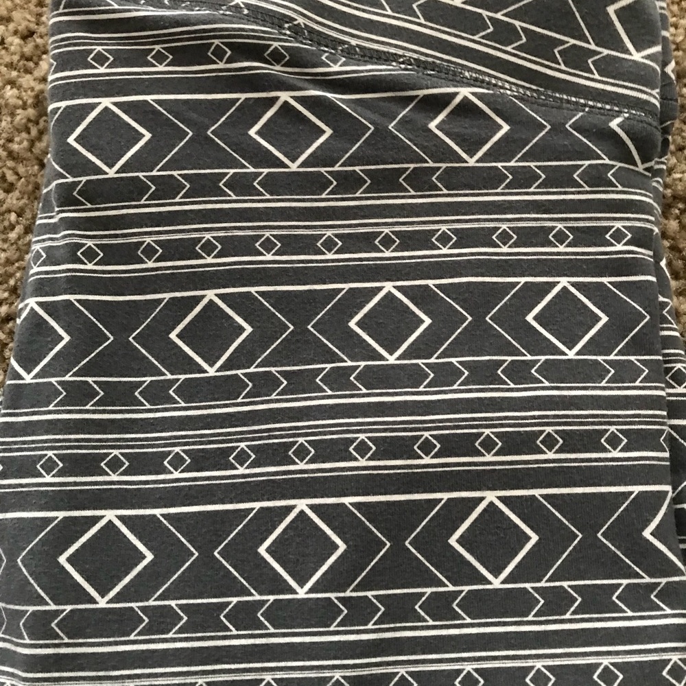 ❌SOLD❌Pink Victoria’s Secret Legging